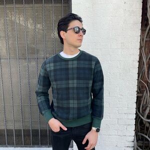 Ben Sherman green and black plaid crewneck